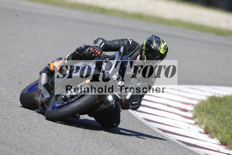 Archiv-2025/48 25.08.2025 Cornu Master School ADR/rot-rouge/92